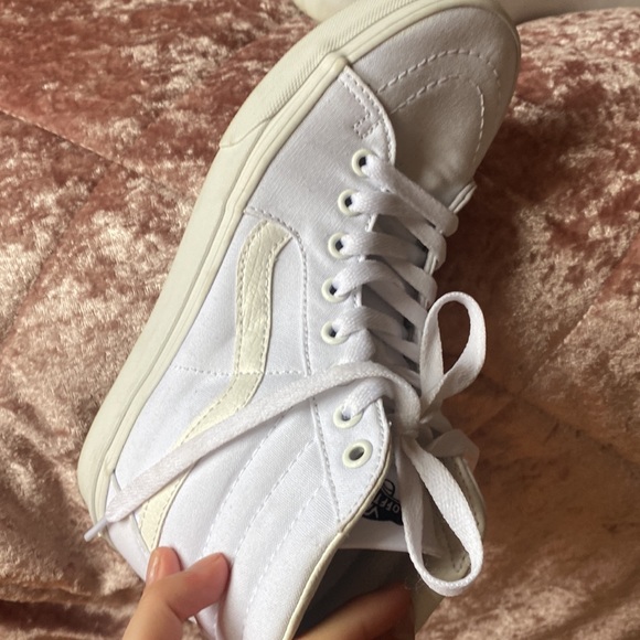 Brand new white high top vans - Picture 5 of 5